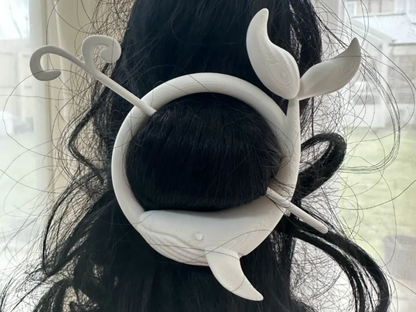 whale hair pin