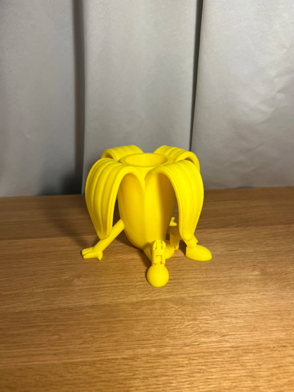 Articulated Banana Pen Holder